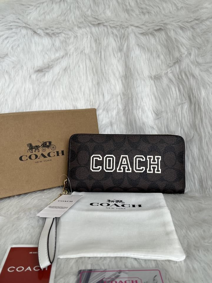 Coach_9-2_Premium_quality_zipper_Wallet_With_Box_Tags_DustCover_Highend_Qualitu