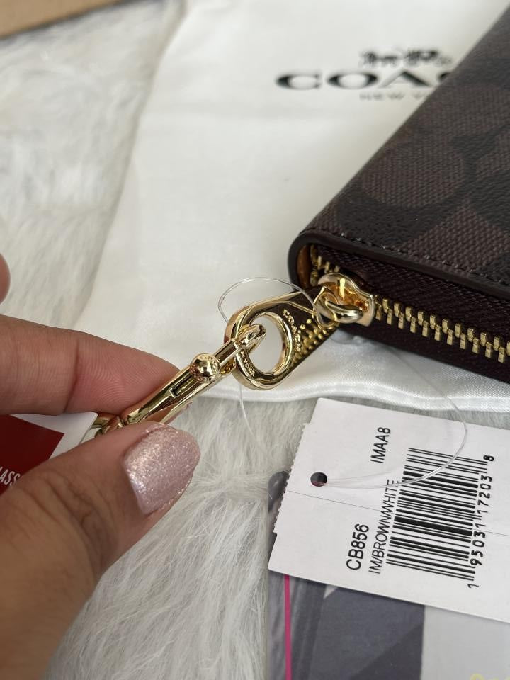 Coach_9-2_Premium_quality_zipper_Wallet_With_Box_Tags_DustCover_Highend_Qualitu
