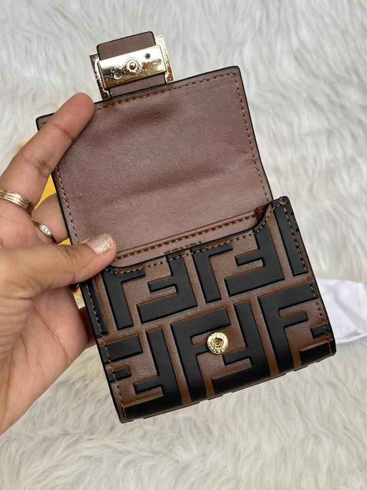 Fendi_F1_Woman_Wallet_With_OriginalBox_DustCover_Brandcard