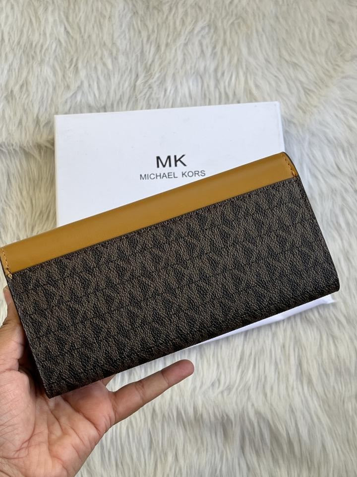 Michael_Kors_131_CB_Long_Flap_Wallet_With_OriginalBox_DustCover