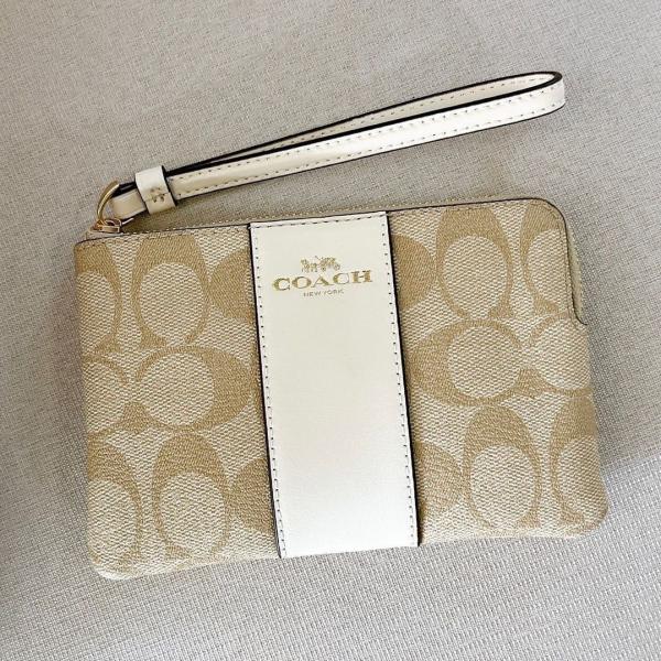 Coacch_W6_Corner_Zip_Wristlet_Signature_With_OriginalBox_DustCover