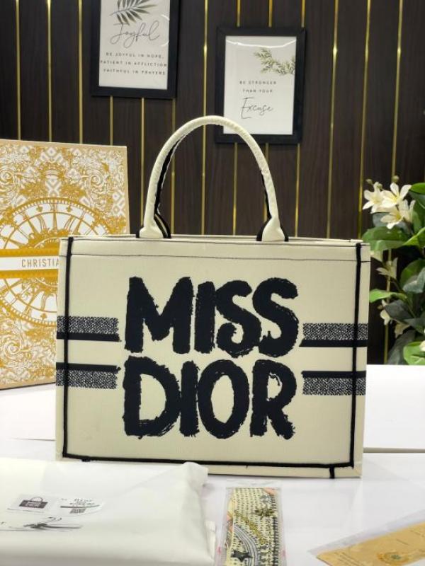 D-Inspired Book Tote (White)