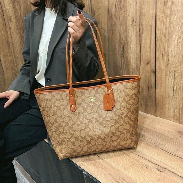 C-Inspired City Tote Bag With Box (Beige)