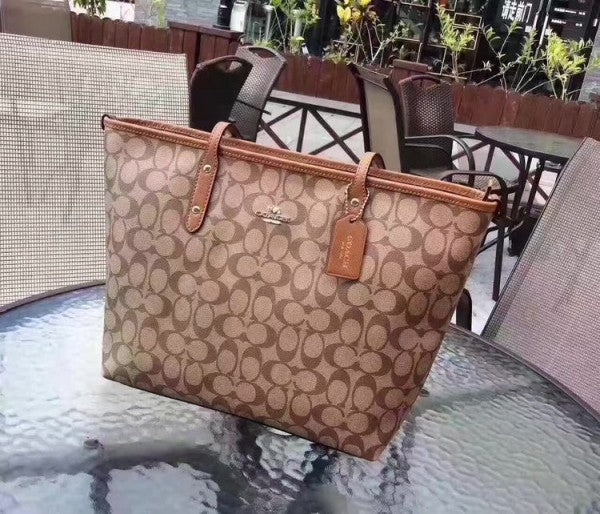 C-Inspired City Tote Bag With Box (Beige)