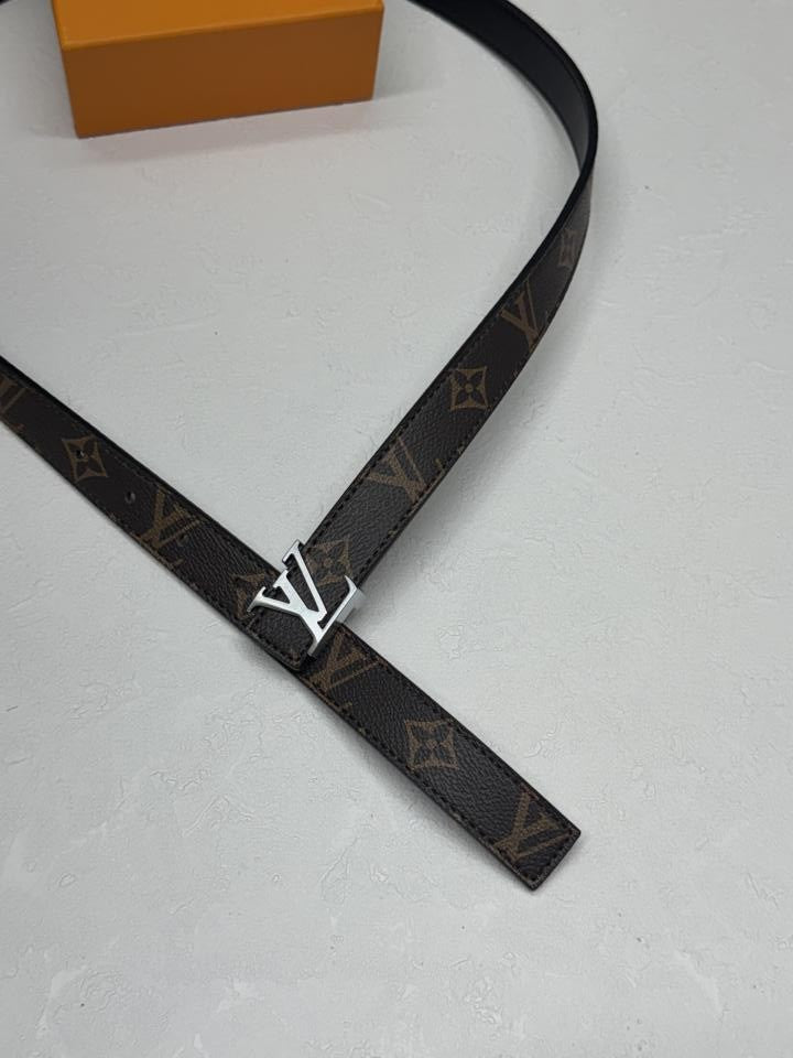 Louis_Vuitton_43_Brown-Silver_Flower_Womans_Belt_With_originalBox_DustCover