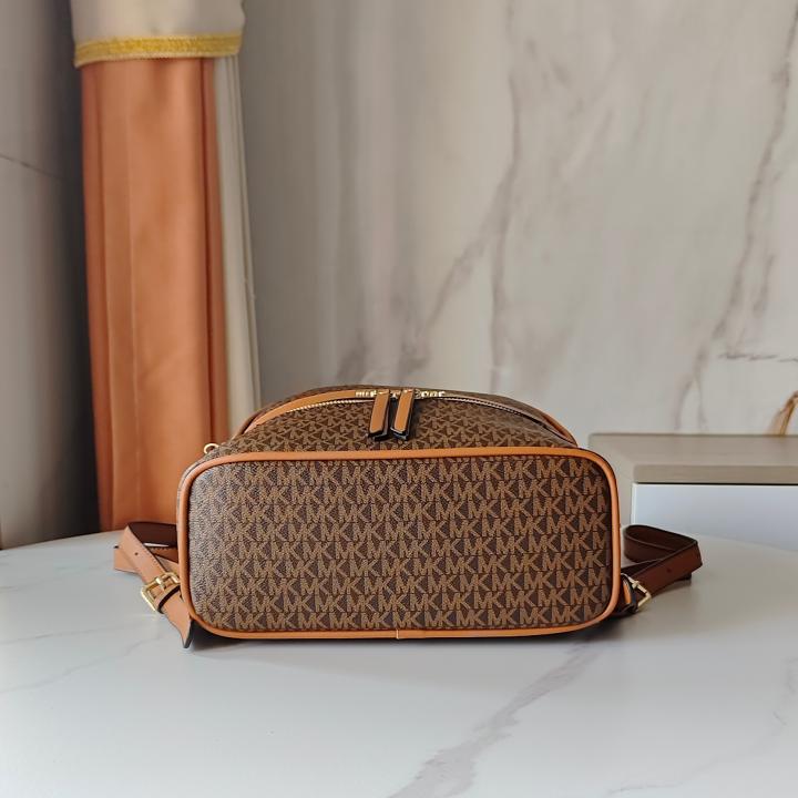 Michael_Kors_908_CB_SignatureEdition_Medium_Backpack_With_CarryBag_DustCover