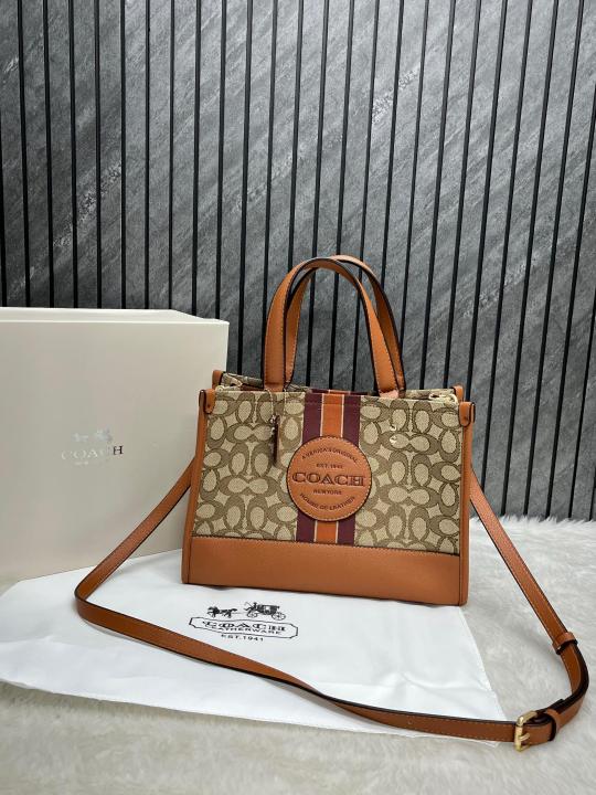 Coacch_Dempsey_Medium_Tote_With_OriginalBox_DustCover