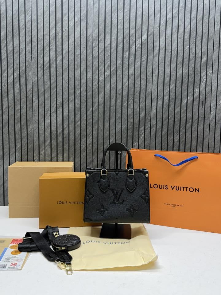 Louiss Vuitton CB OnTheGo Pochette PM With Original DoubleBox DustCover CarryBag