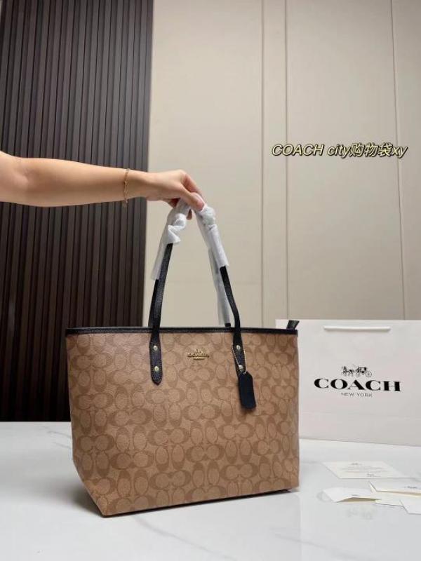Coac.h city tote bag in signature Canvas With Ogbox Dustbag Etc Model no 06