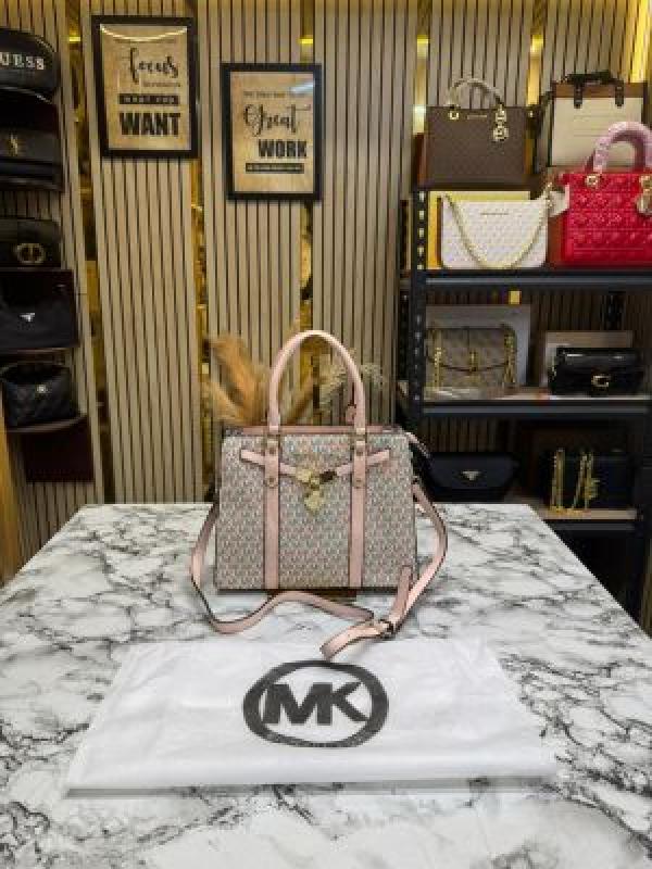 MK-inspired Hamilton Handbag With Dust Bag (Pink)