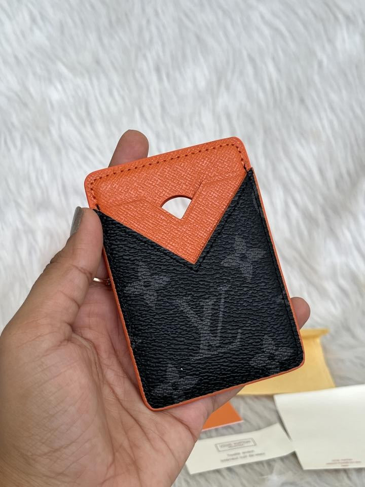 Louiis Vuitton L 5 Magnetic Card Wallet Highend With OriginalBox DustCover Tags