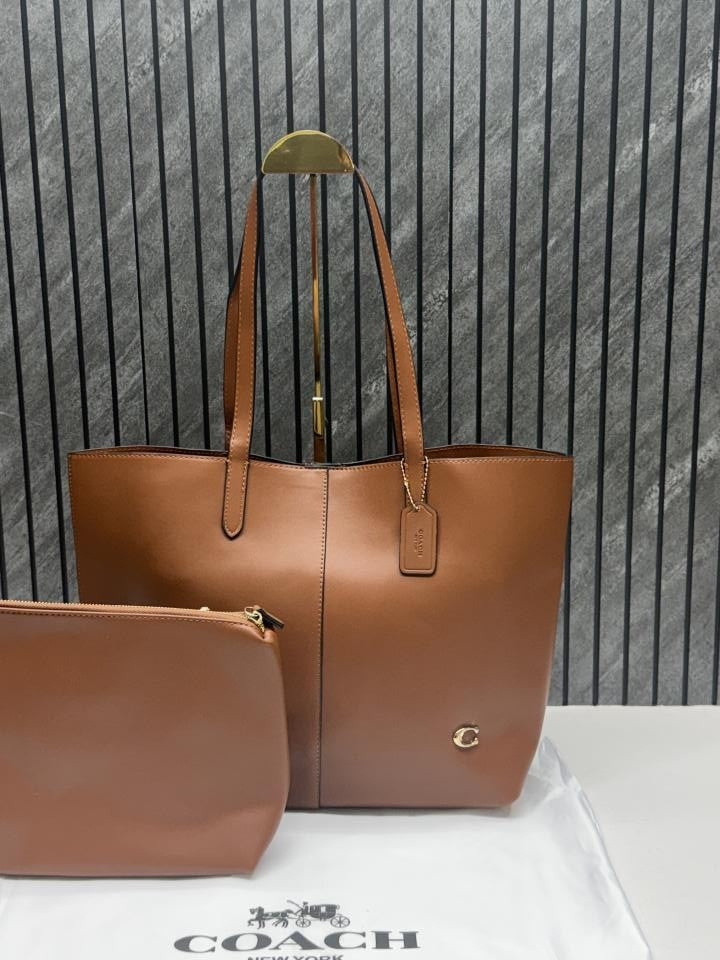 Coacchh Tan Brown North Tote With DustCover & Pouch