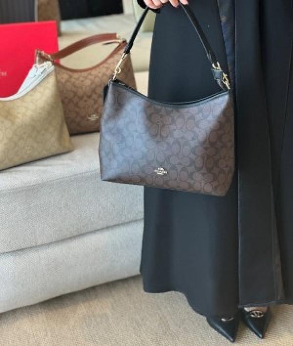 Coaach Laurel Hobo ShoulderBag With OriginalBox