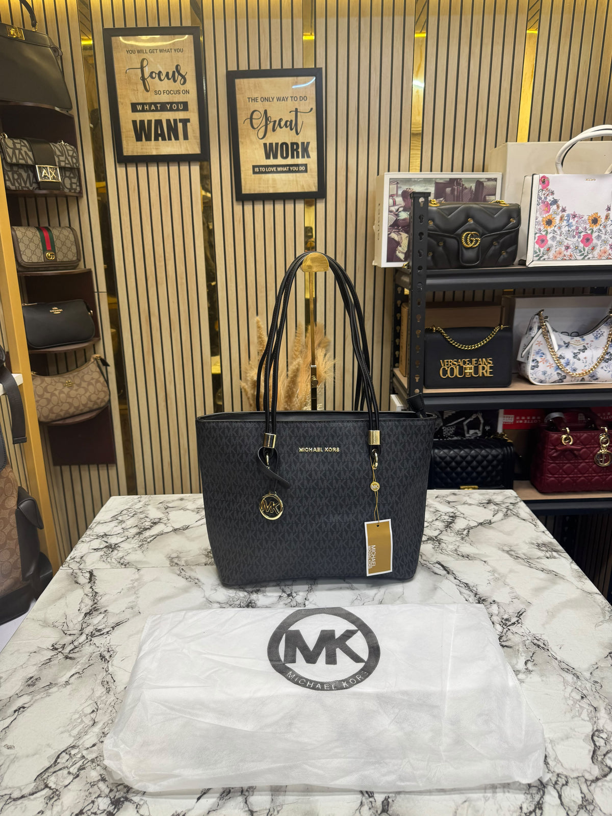 MK-Inspired Jet Set Travel Large Logo Tote Bag With Dust Bag (Black)
