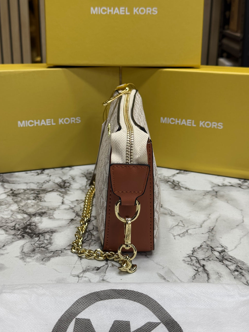 MK-Inspired Jet Set Leather Pouchette With Box And Dust Bag (Beige)
