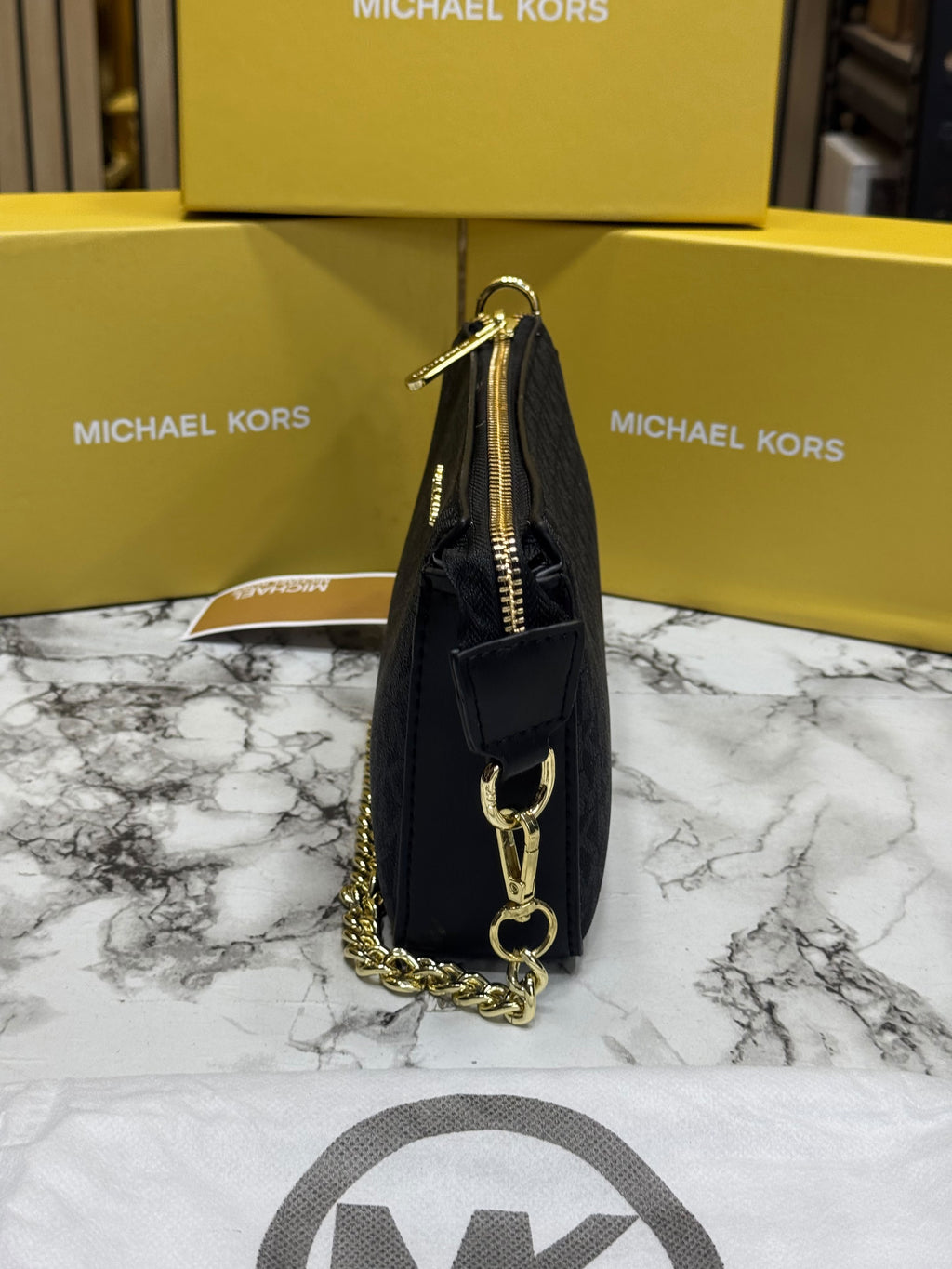MK-inspired Jet Set Leather Pouchette With Box And Dust Bag (Black)