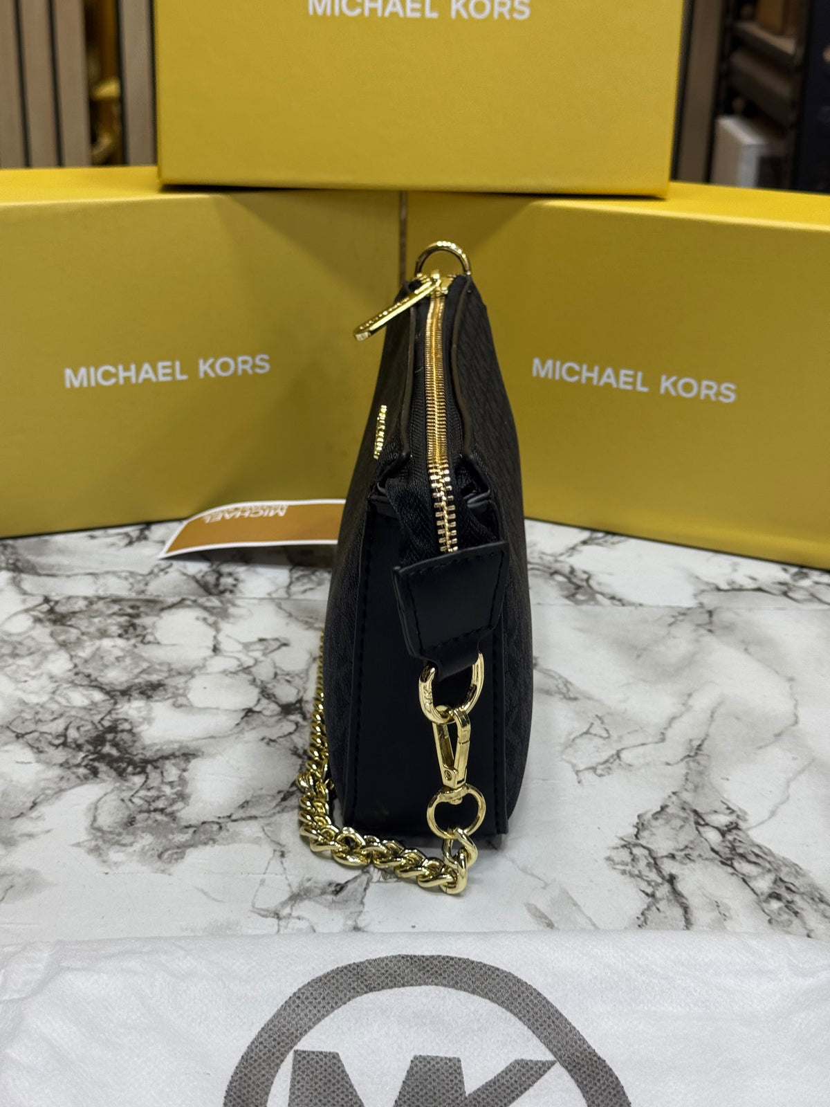 MK-inspired Jet Set Leather Pouchette With Box And Dust Bag (Black)